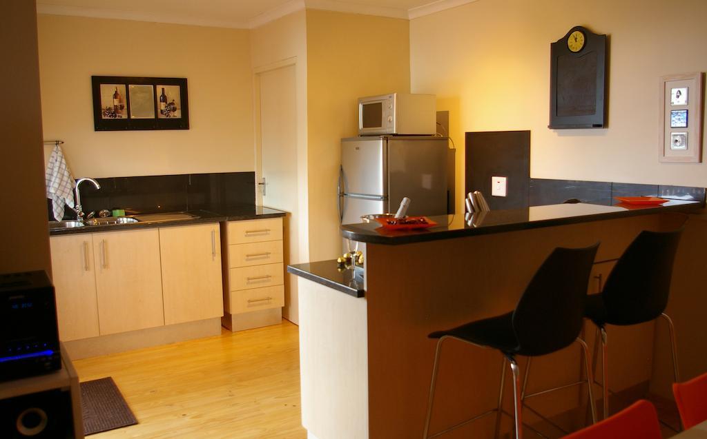 Oyster Kaya At Oyster Bay Appartement Kamer foto